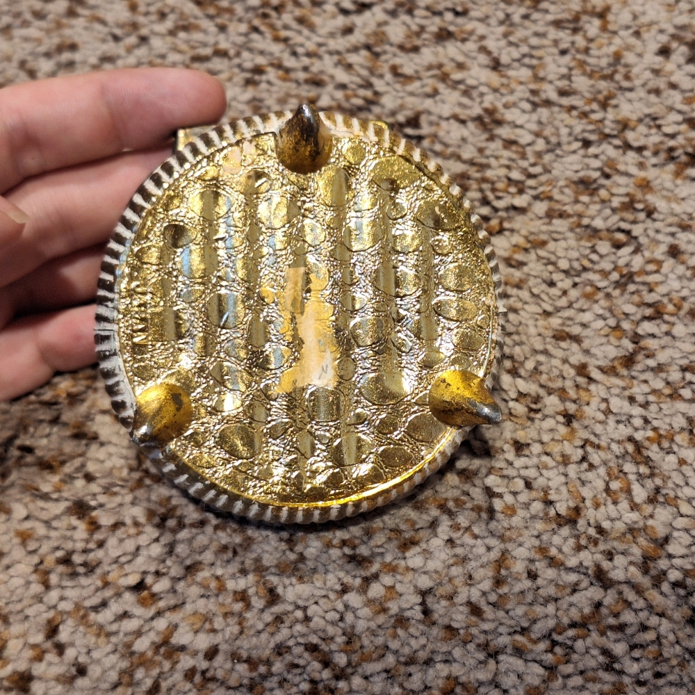 Vintage Cameo Trinket Box - Picture 7 of 10
